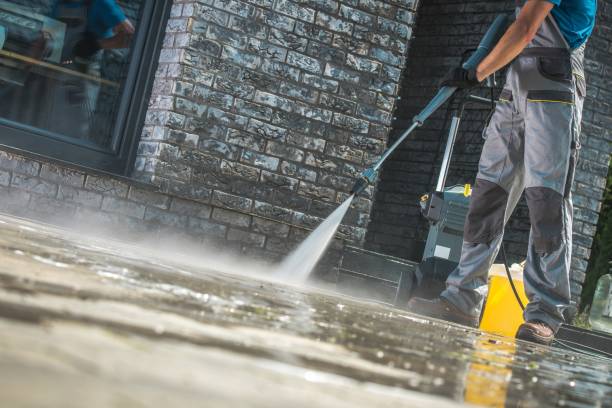 Best Graffiti Removal  in Tuscarawas, OH